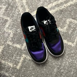 Nike Force 1 ‘06 LV8 EMB . EUC Multi coloured.